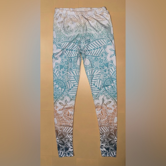 Lot of 2 Womens Athletic Fit Ankle Leggings; Size S/M; Unbranded - Picture 5 of 5